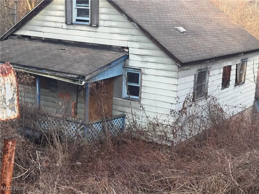 1332 Sunnyside Street, East Liverpool, OH 43920 - #3