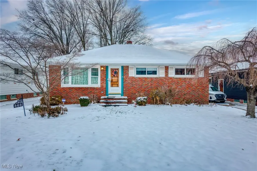 866 Elmwood Avenue, Wickliffe, OH 44092 - Image #2