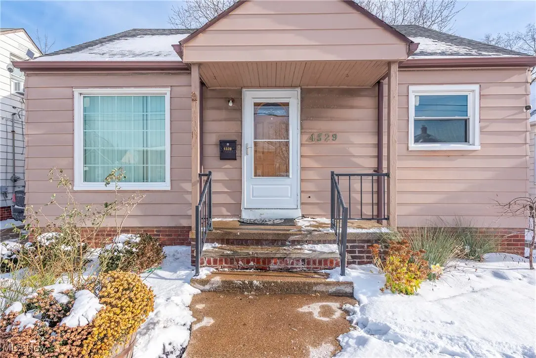 4529 W 150th Street, Cleveland, OH 44135 - Image #1