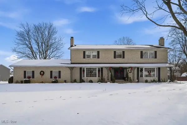 310 Tonawanda Sw Trail, Hartville, OH 44632