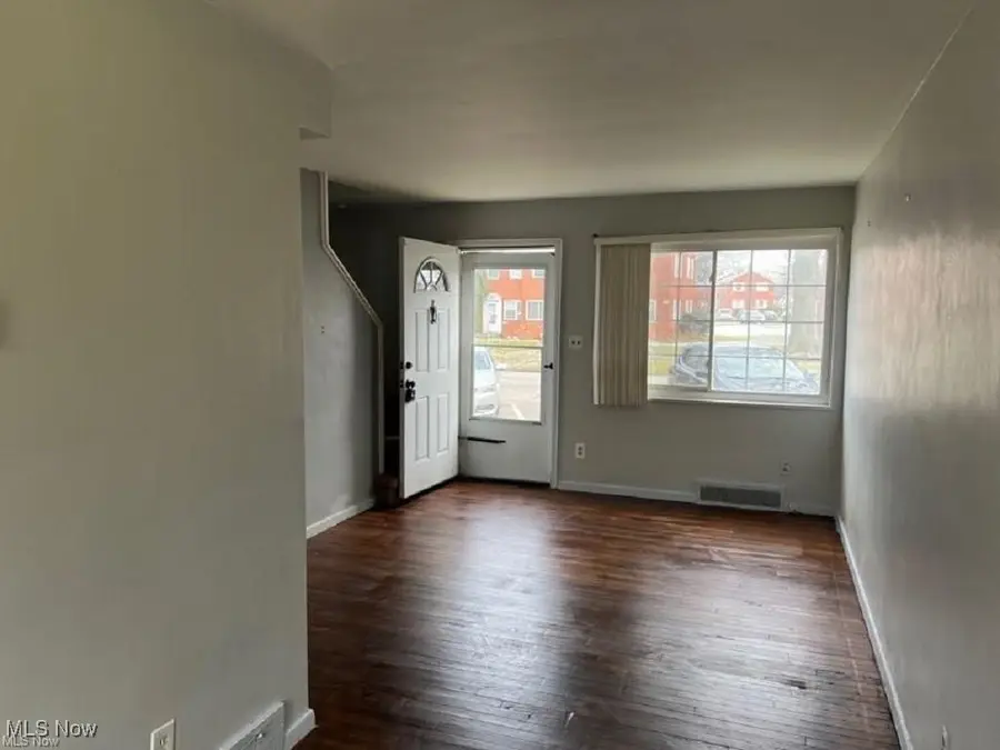 421 Kenwood Drive #G, Euclid, OH 44123 - #3