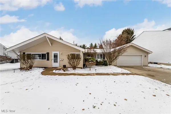 148 Englewood Drive, Avon Lake, OH 44012