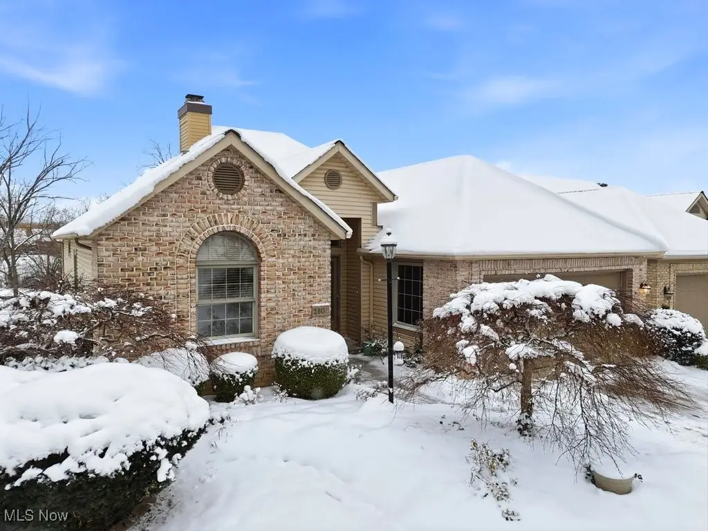 2804 Valley Road, Cuyahoga Falls, OH 44223 - Image #1