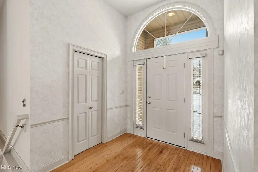 2804 Valley Road, Cuyahoga Falls, OH 44223 - Image #2