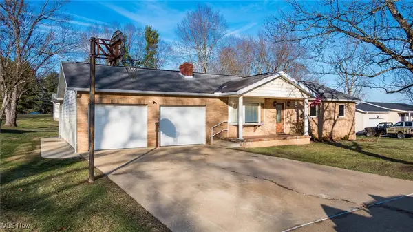 1675 Nob Hill Road, Zanesville, OH 43701