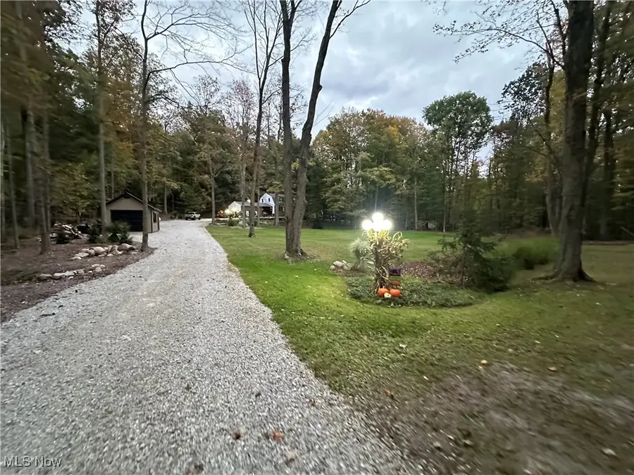 12865 Rockhaven Road, Chesterland, OH 44026 - Image #2