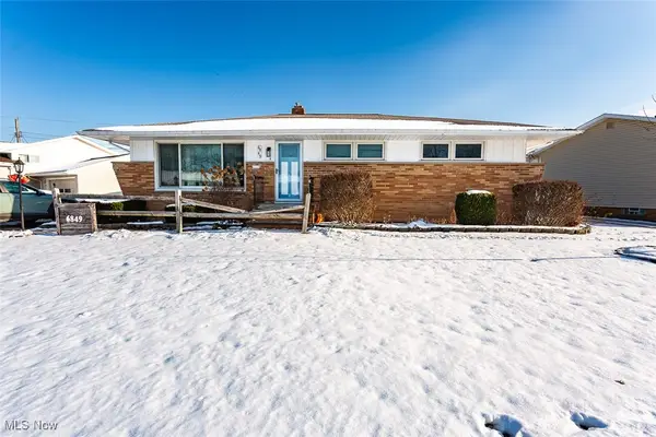 6849 Lantern Lane, Parma Heights, OH 44130