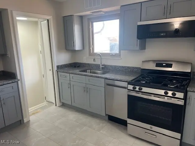 6210 Siegler Drive, Brook Park, OH 44142 - Image #3