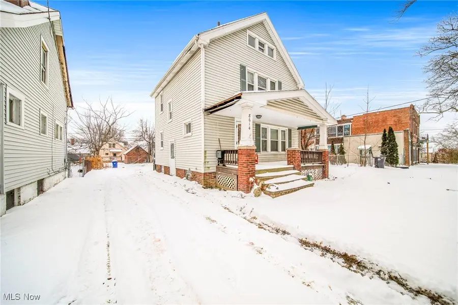 8614 Bancroft Avenue, Cleveland, OH 44105 - Image #2
