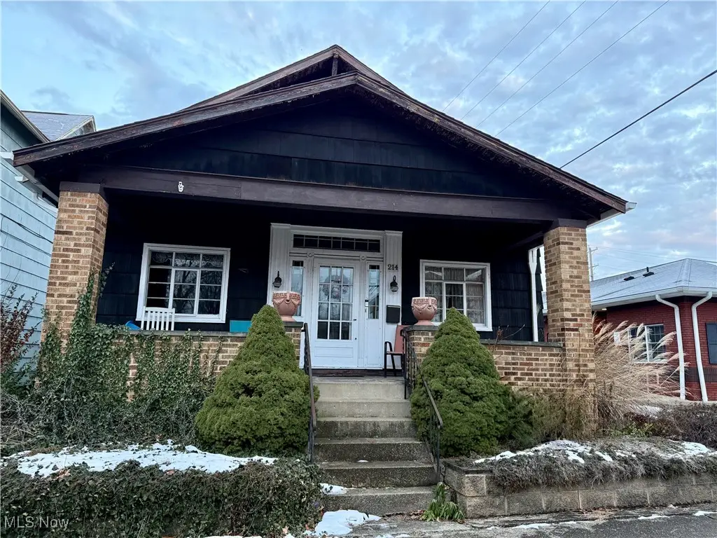 214 N Dawson Street, Uhrichsville, OH 44683 - Image #1