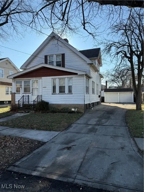 18606 Cherokee Avenue, Cleveland, OH 44119 - Image #2