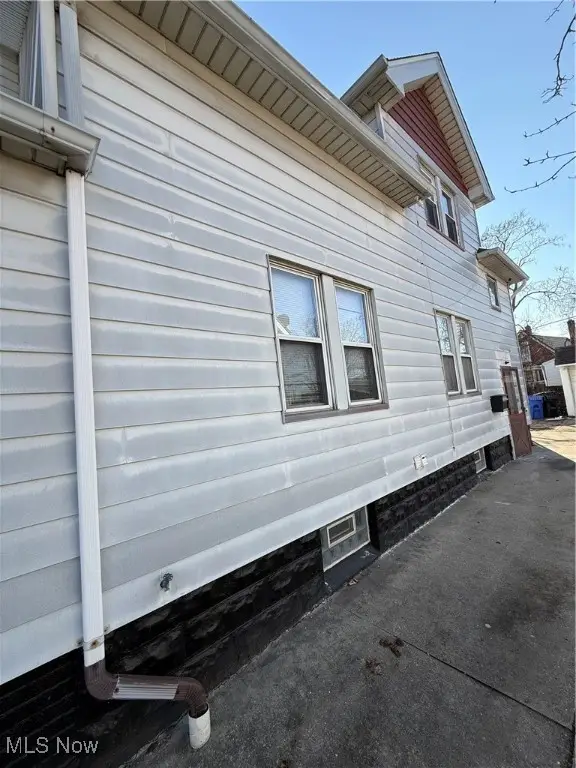 18606 Cherokee Avenue, Cleveland, OH 44119 - Image #3
