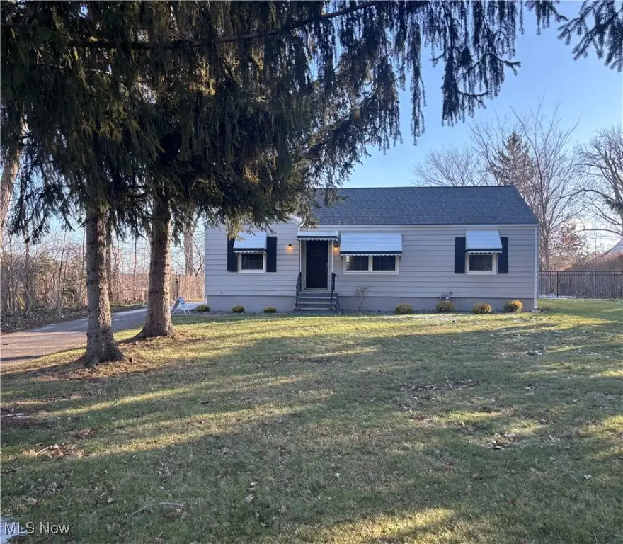 2771 Stark Drive, Willoughby Hills, OH 44094 - Image #1