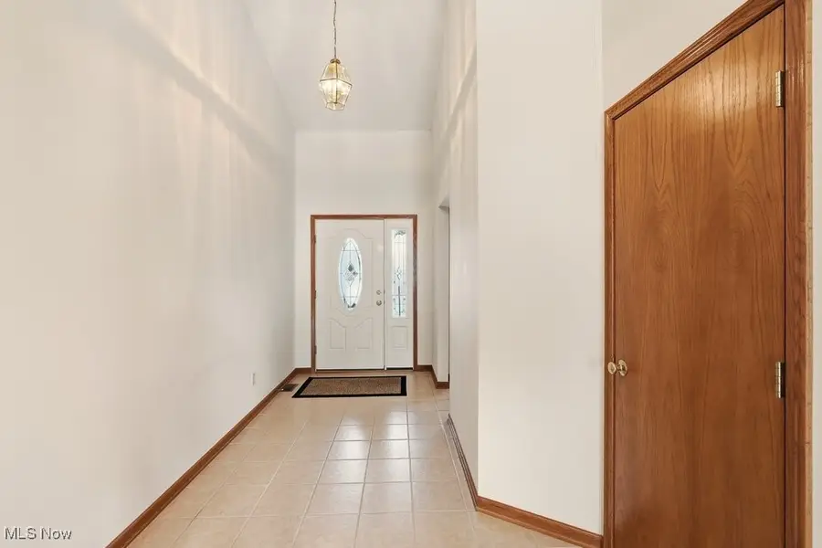 3605 Elmhurst Circle, Uniontown, OH 44685 - Image #2