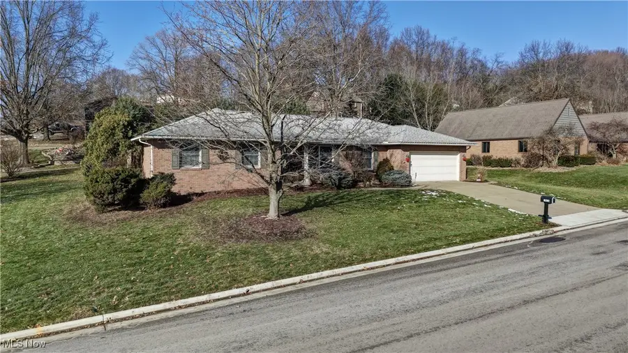 1006 Glen Ne Drive, New Philadelphia, OH 44663 - Image #2