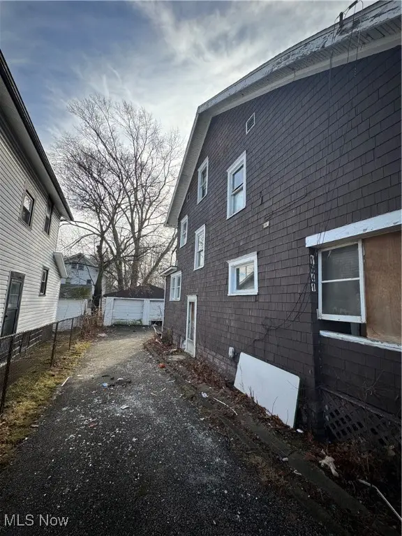 1041 Diagonal Road, Akron, OH 44320 - #2