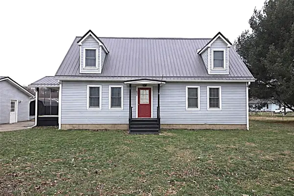512 North Street, Duncan Falls, OH 43734