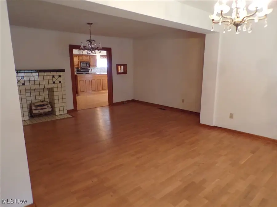 1129 Pike Street, Parkersburg, WV 26101 - #3