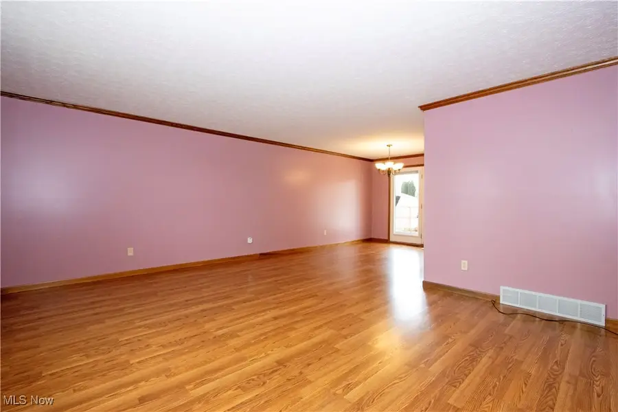 339 Villard Street, Apple Creek, OH 44606 - #3