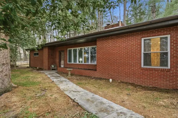 1101 47th Street, Vienna, WV 26105