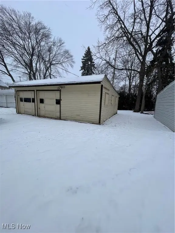 1916 Creston Avenue, Cleveland, OH 44109 - Image #3