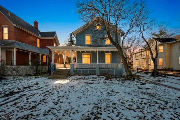 215 W College Street, Oberlin, OH 44074