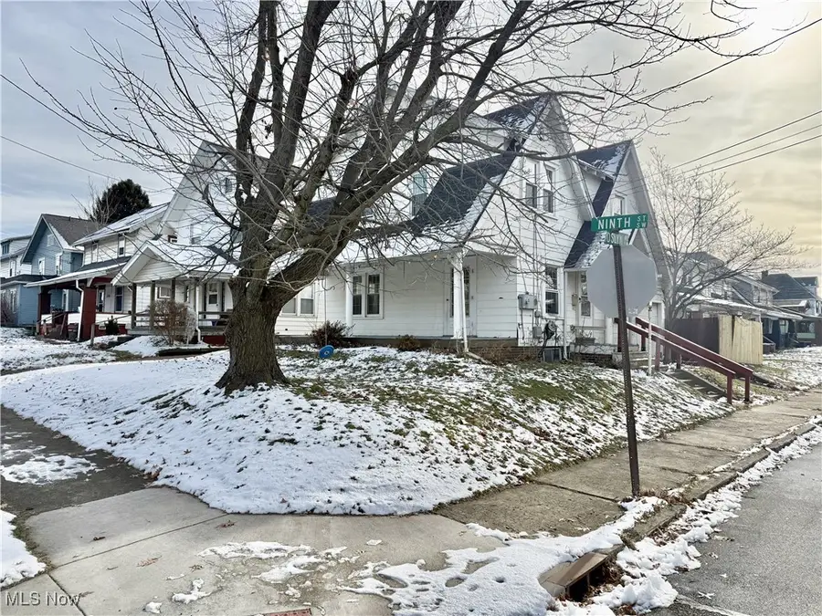 900 Roslyn Sw Avenue, Canton, OH 44710 - #3