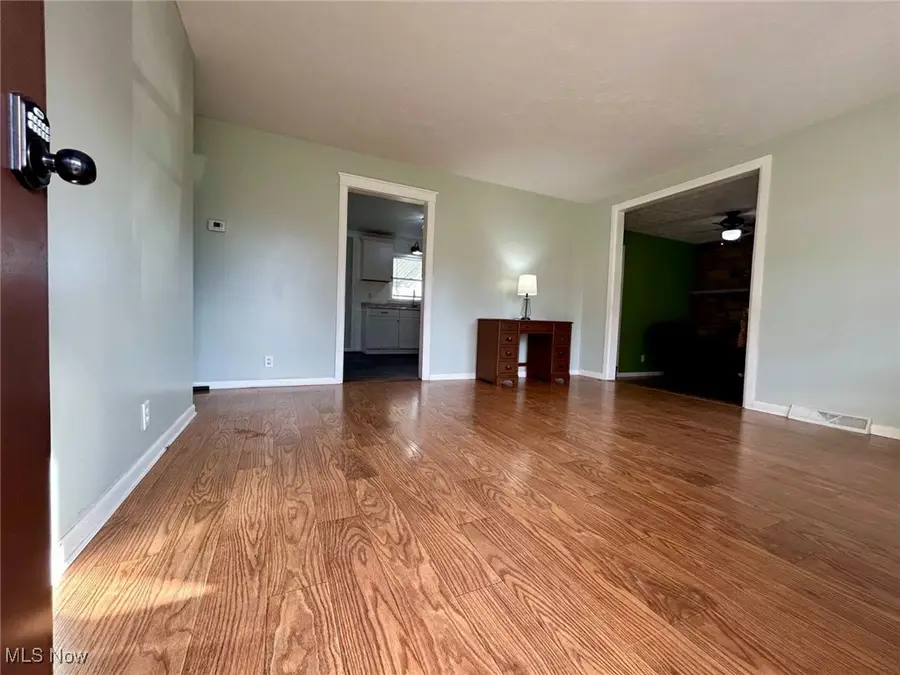 628 Paragon Se Lane, New Lexington, OH 43764 - Image #2