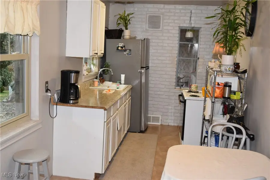 65141 Three Hills Drive, Bellaire, OH 43906 - Image #2