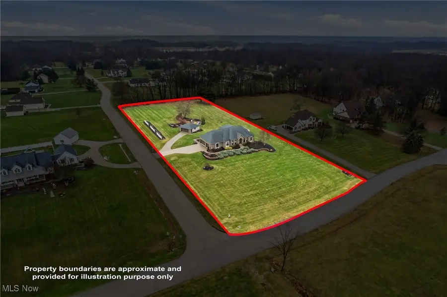 110 Longview Circle, North Lima, OH 44452 - Image #2