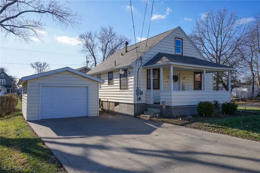 818 Wyoming Ne Place, Massillon, OH 44646 - Image #3