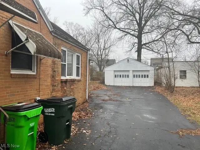 2351 S Freedom Avenue, Alliance, OH 44601 - Image #2