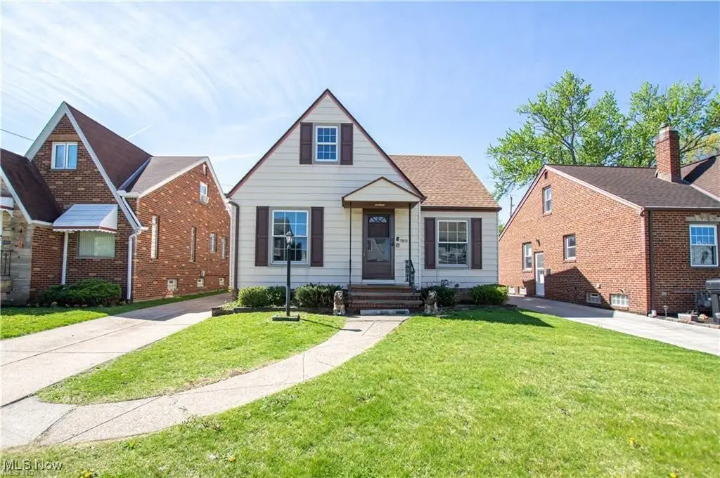 7611 Ivandale Drive, Parma, OH 44129 - Image #1