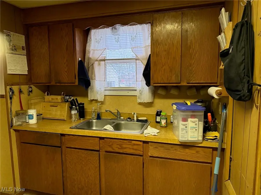 1311 Warner Se Road, Canton, OH 44707 - Image #3