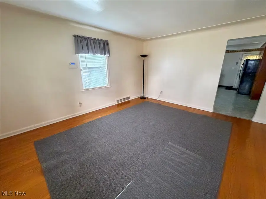 433 N Hartford Avenue, Youngstown, OH 44509 - Image #2