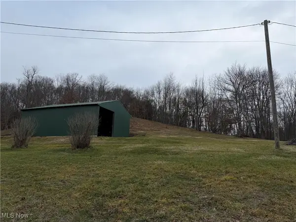 47084 Sidehill Road, East Liverpool, OH 43920