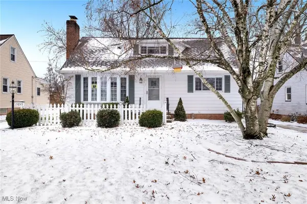 15893 Parklawn Avenue, Middleburg Heights, OH 44130