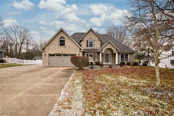 4887 Fireside Drive, Akron, OH 44319