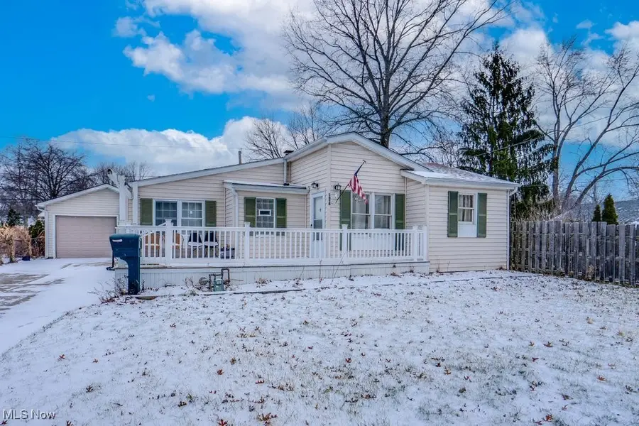 5678 Decker Road, North Olmsted, OH 44070 - #2