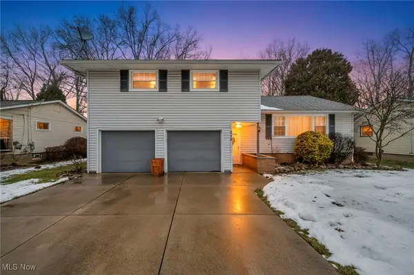 214 Beechwood Drive, Wadsworth, OH 44281