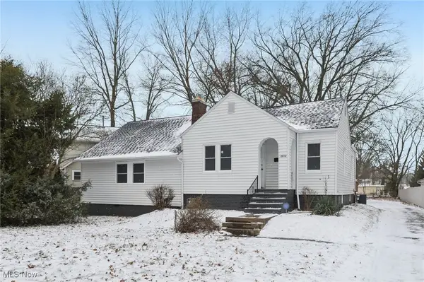 23112 Virginia Avenue, North Olmsted, OH 44070