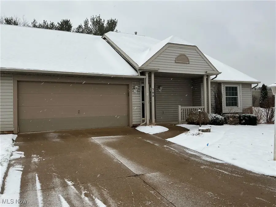 703 Beverly Avenue, Canal Fulton, OH 44614 - Image #2