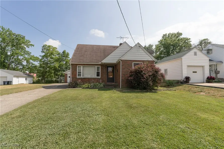 944 Donald Avenue, Akron, OH 44306 - Image #2