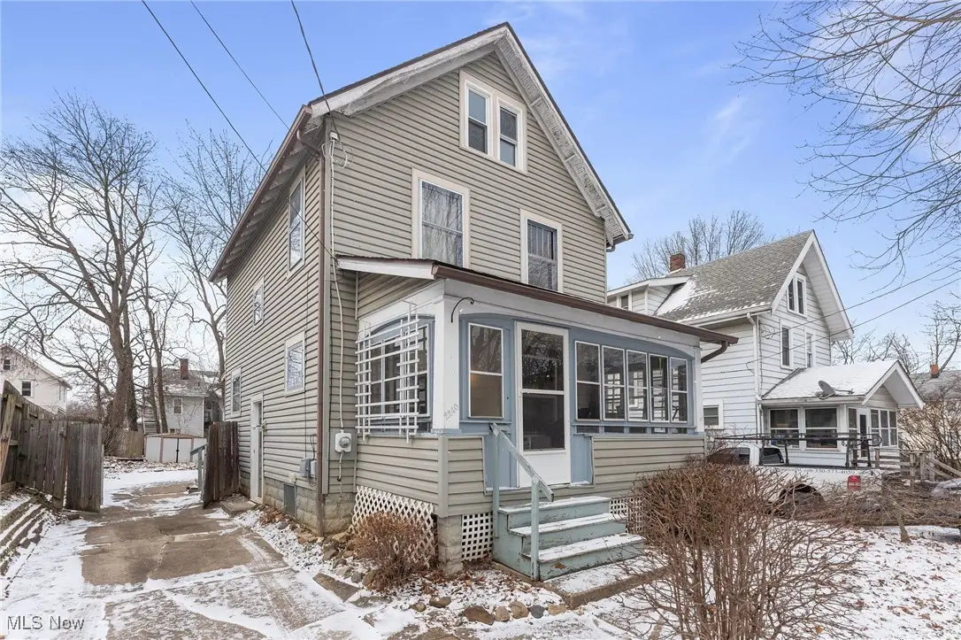 2240 12th Sw Street, Akron, OH 44314 - Image #1