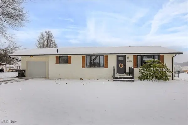 10190 Valleydale Se Street, Magnolia, OH 44643