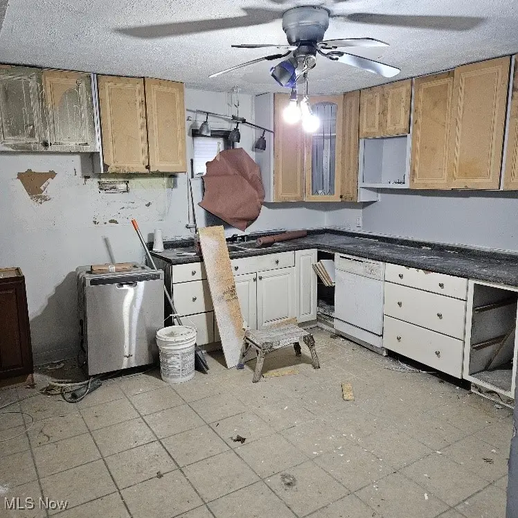 25650 Richards Avenue, Euclid, OH 44132 - Image #3