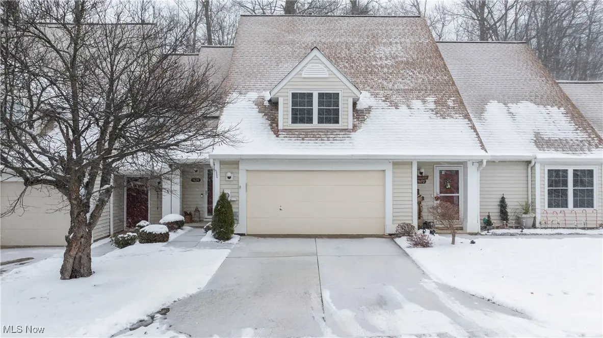7674 Creekwood Drive, North Royalton, OH 44133 - Image #1