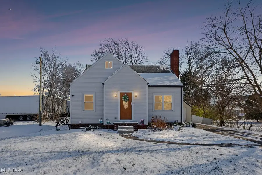 4722 Navarre Sw Road, Canton, OH 44706 - Image #2