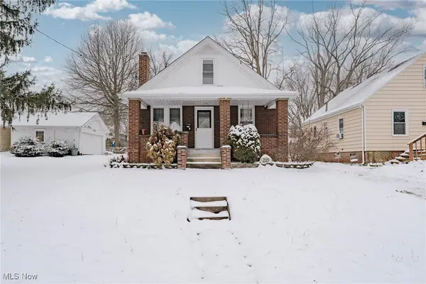 2015 Gross Ne Avenue, Canton, OH 44714