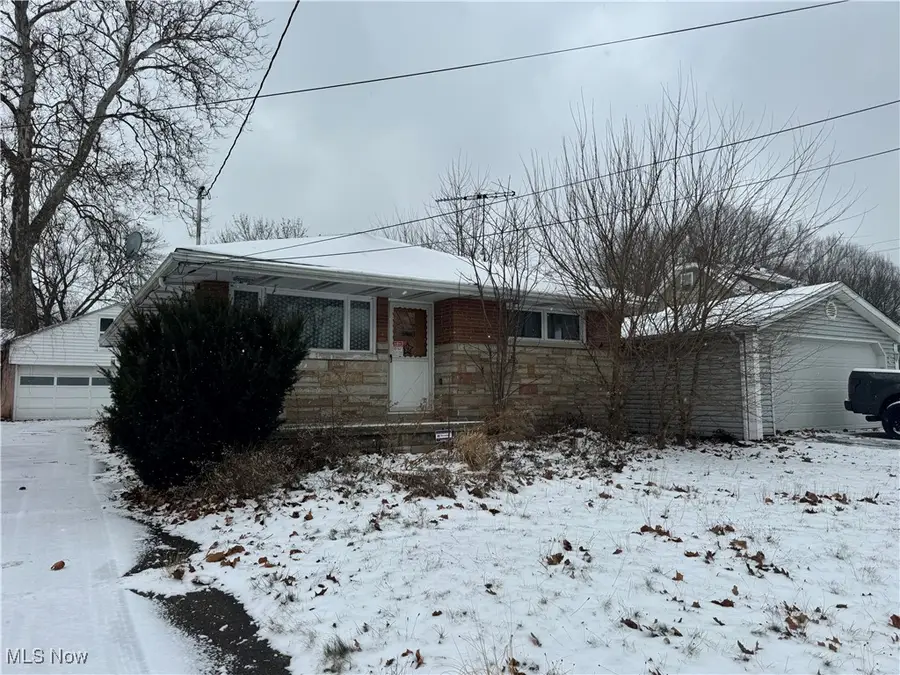 532 Lamont Street, Akron, OH 44305 - Image #2